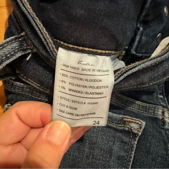 KanCan Curvy High Rise Stacked Waist Skinny Jean Medium-Dark Wash Size 24 - Picture 11 of 12